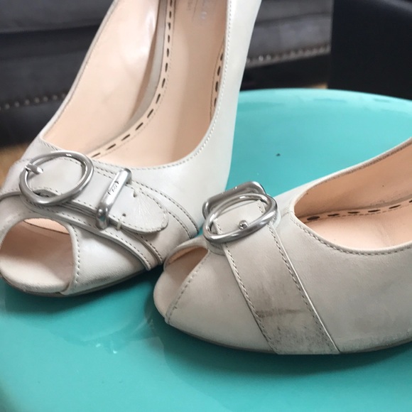 Coach Peep Toe Heels! - Picture 6 of 8